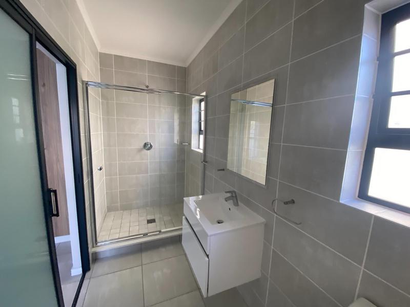 To Let 3 Bedroom Property for Rent in Richwood Western Cape